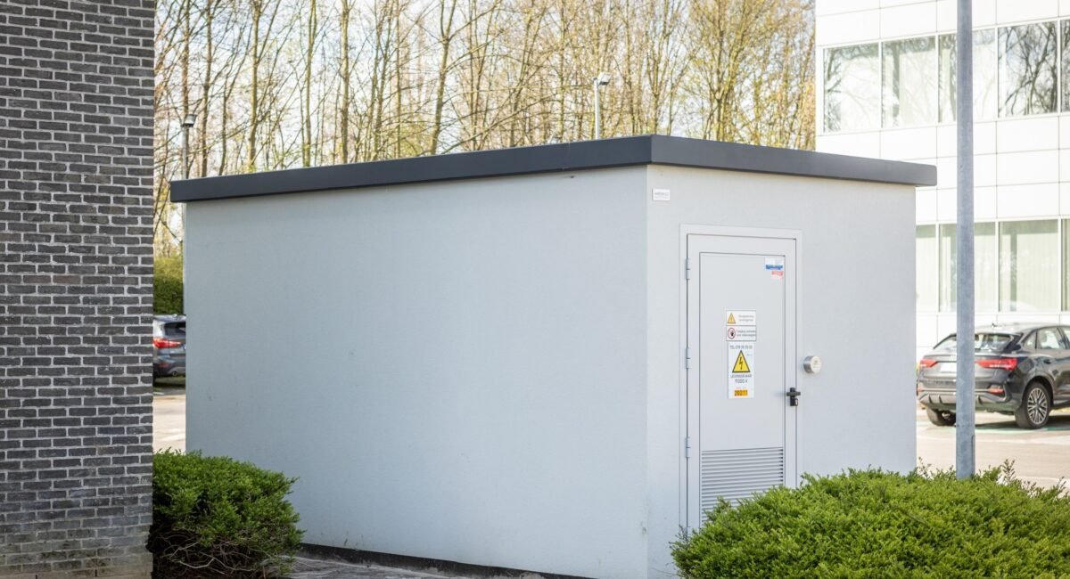 Reeload ev charging station point